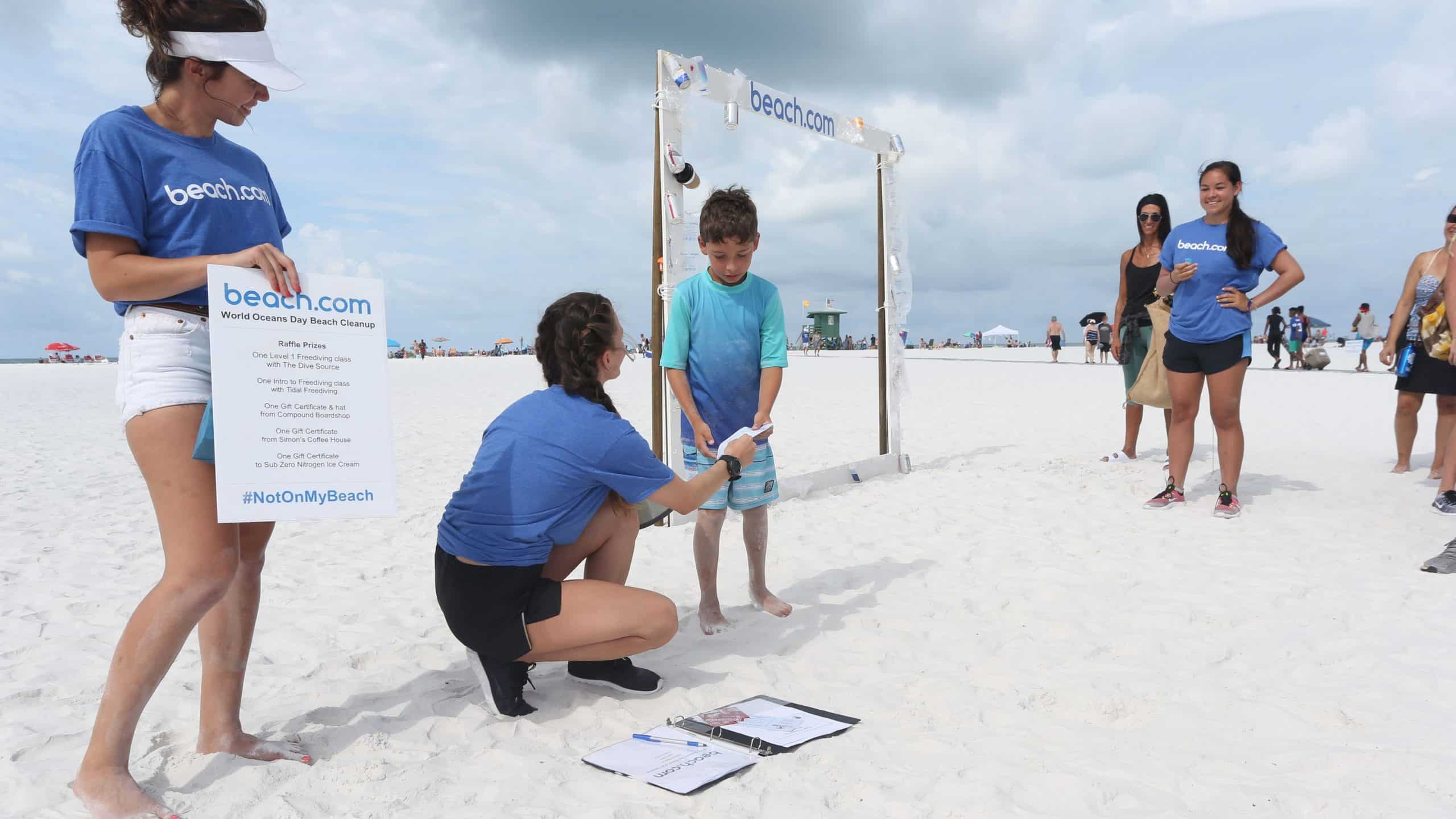 http://beach.com%20world%20oceans%20day%20beach%20cleanup%20event