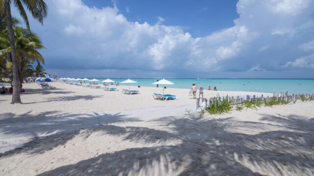 Best Beaches in Mexico for Families, Backed by 4,000+ Reviews