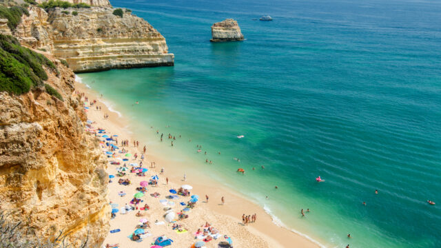 Praia da Marinha, Portugal: Best Time to Visit, Things to Do, and Getting There