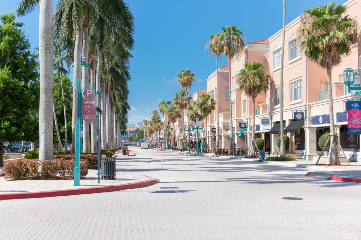 A view of a big shopping and entertainment district in the affluent downtown Boca Raton Florida