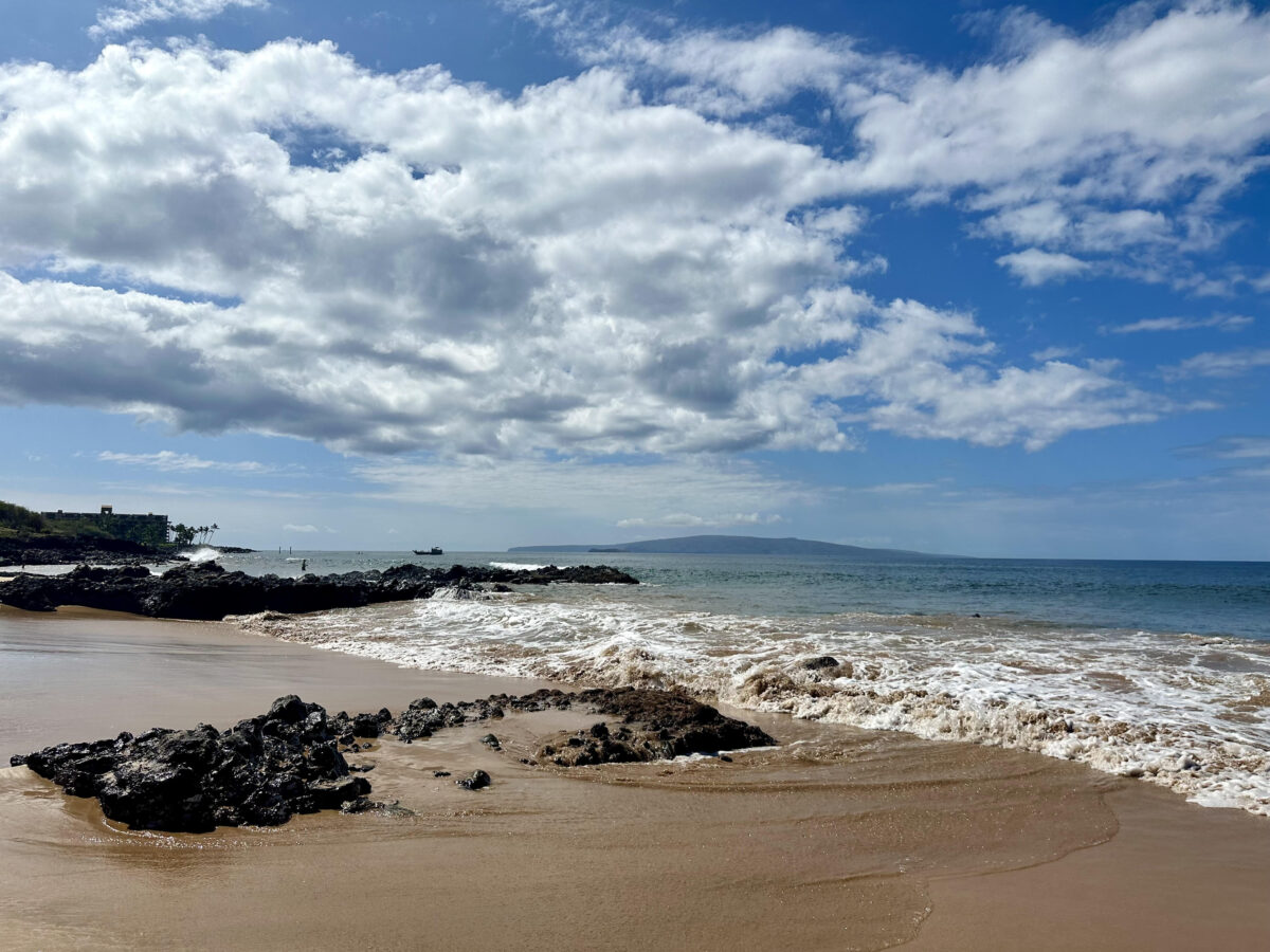 waves crashing at Wailea beach area