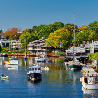 8 Must-Eat Foods for a New England Beach Trip — and Where to Find Them