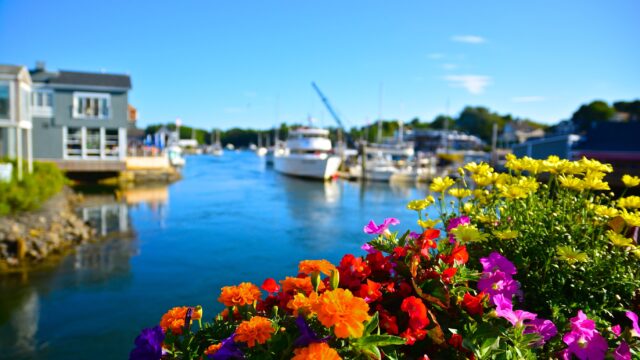 Lighthouses & Lobster Rolls: New England’s Most Charming Beach Towns