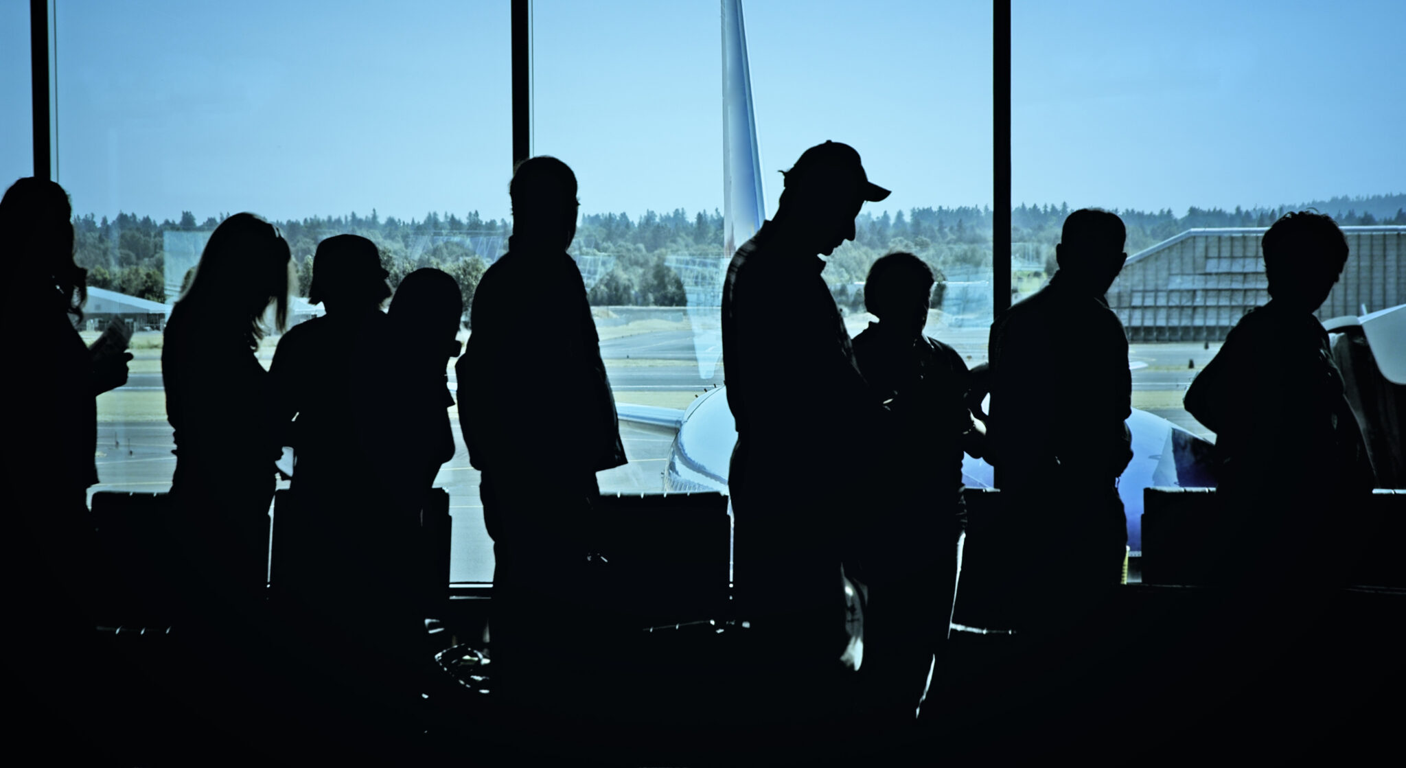 Survey: Most Travelers Anticipate Holiday Disruptions from FAA Shutdown
