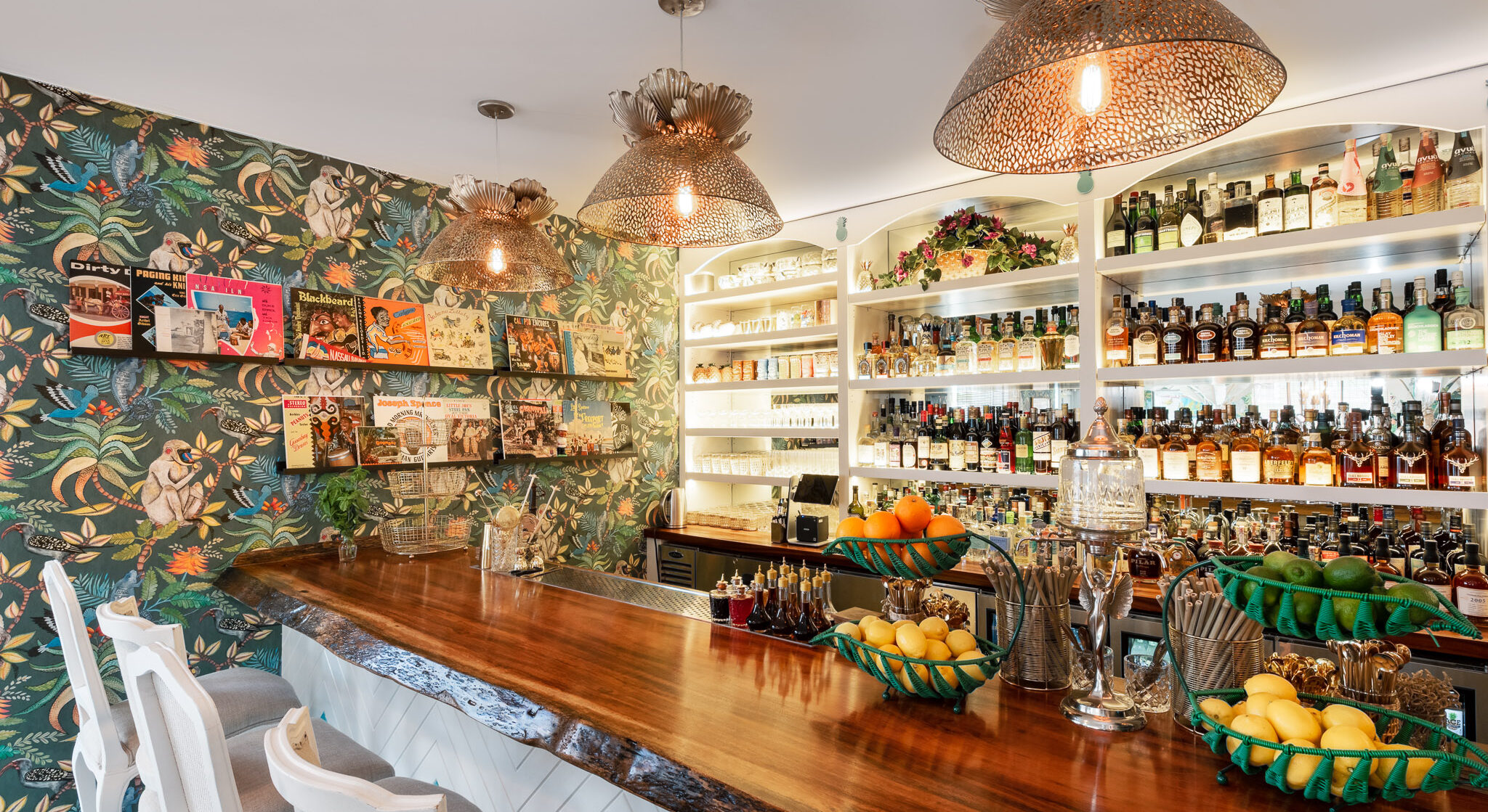 The Nassau Foodie’s Bucket List: The Best Restaurants in the Bahamian Capital