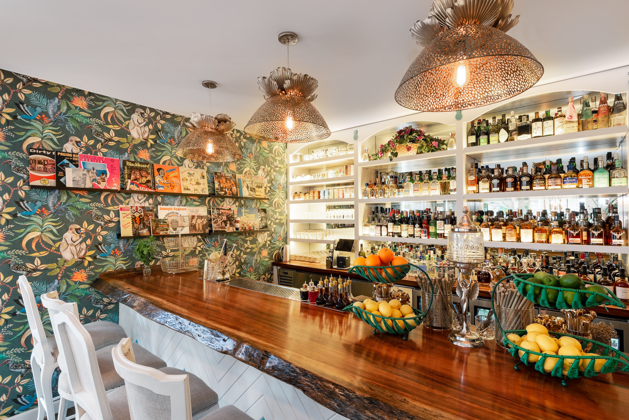 The Nassau Foodie’s Bucket List: The Best Restaurants in the Bahamian Capital