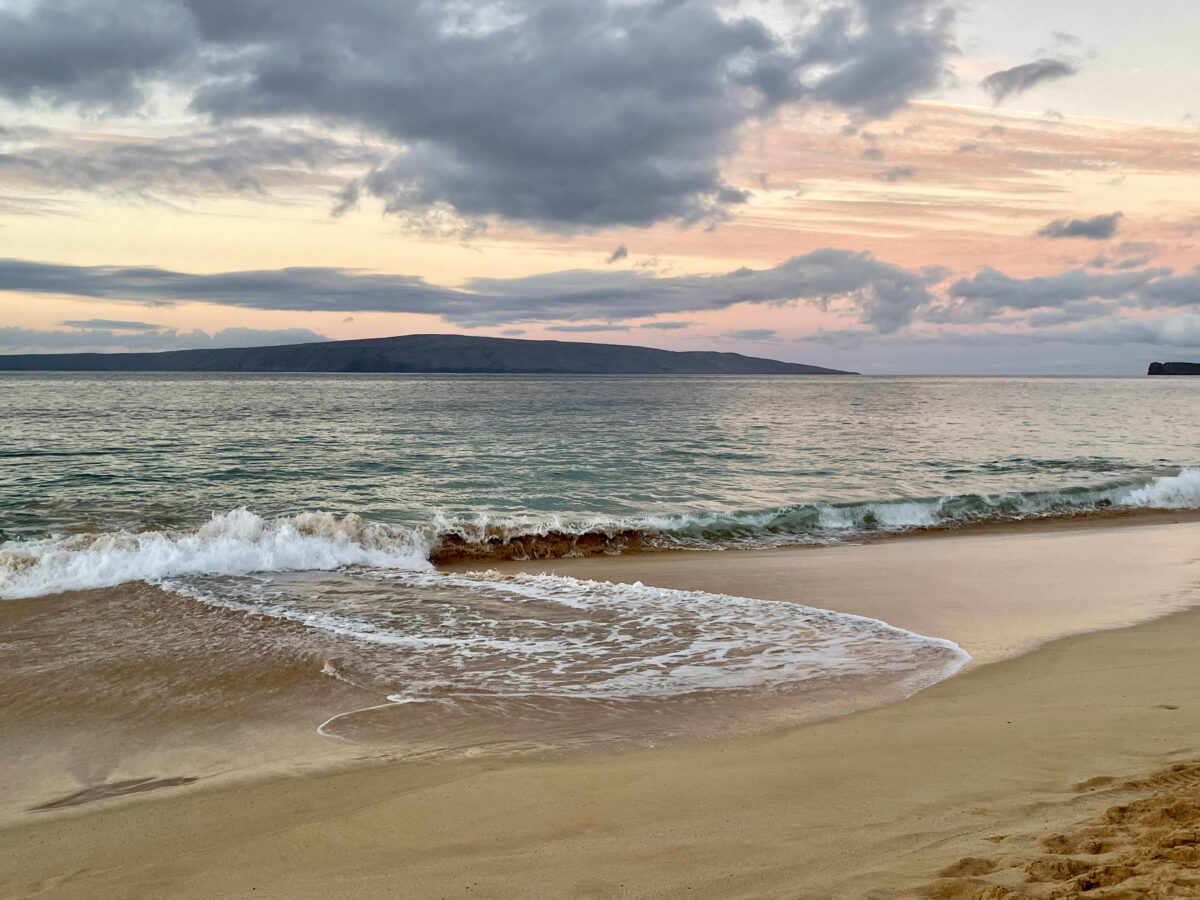 Maui, Makena Beach at sunrise