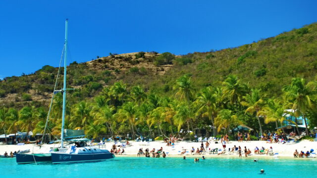 This Caribbean Beach Bar Was Just Voted the Best—and You Have to Swim to Reach It