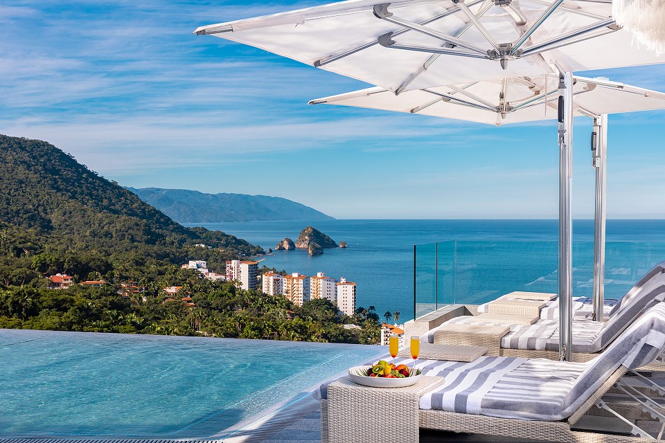 10 Best Mexico Beach Resorts in 2026, According to Someone Who Lives There