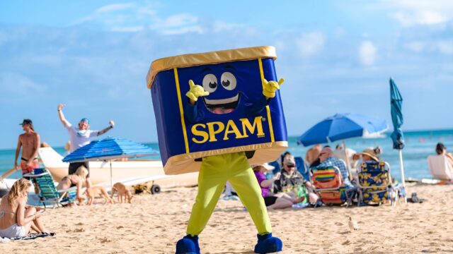 11 Can’t-Miss Spring Festivals at U.S. Beach Destinations This April and May