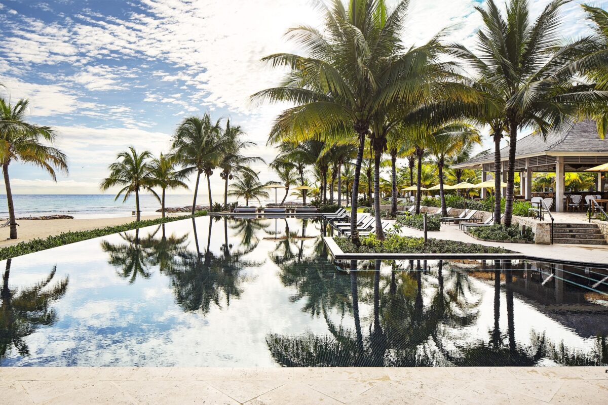 outdoor infinity pool at Half Moon
