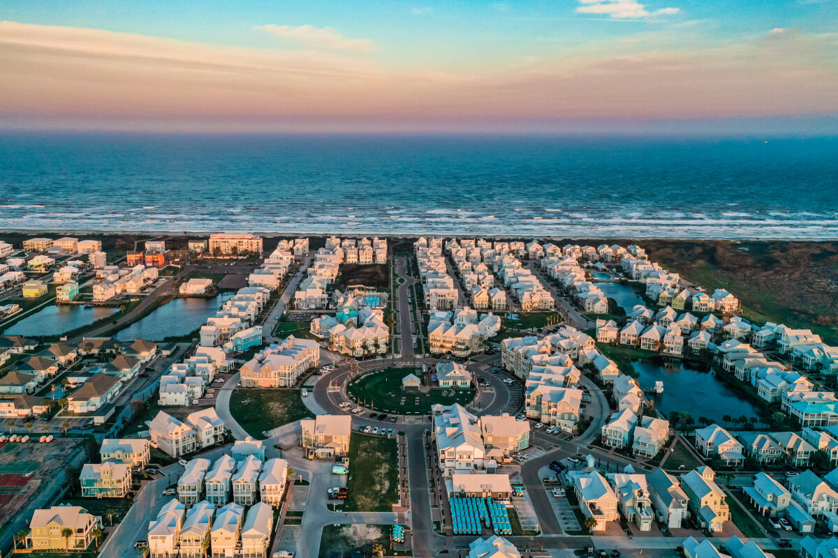 aerial of Cinnamon Shore