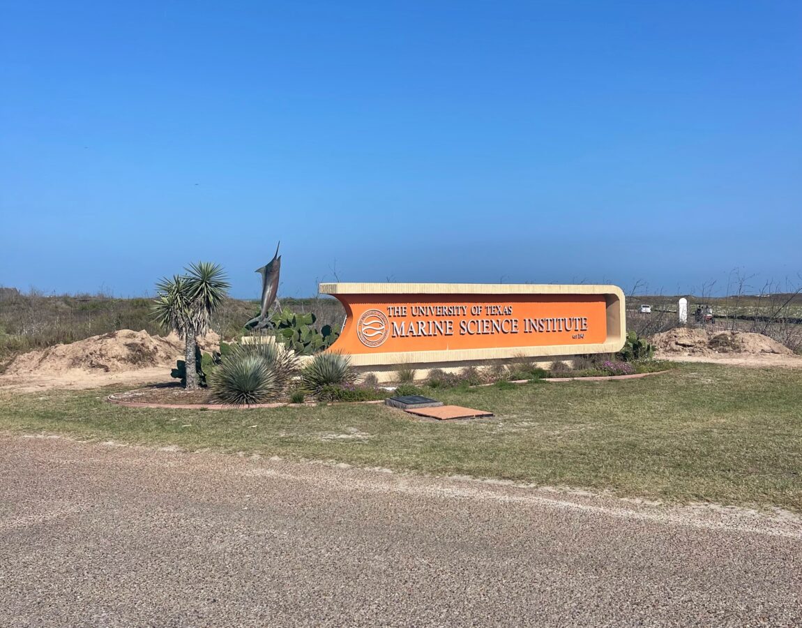 UT Marine Science Institute sign