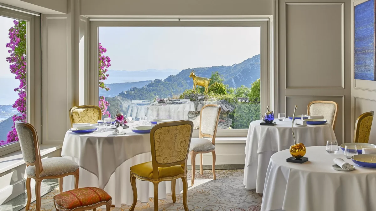 interior seating at La Chèvre d'Or