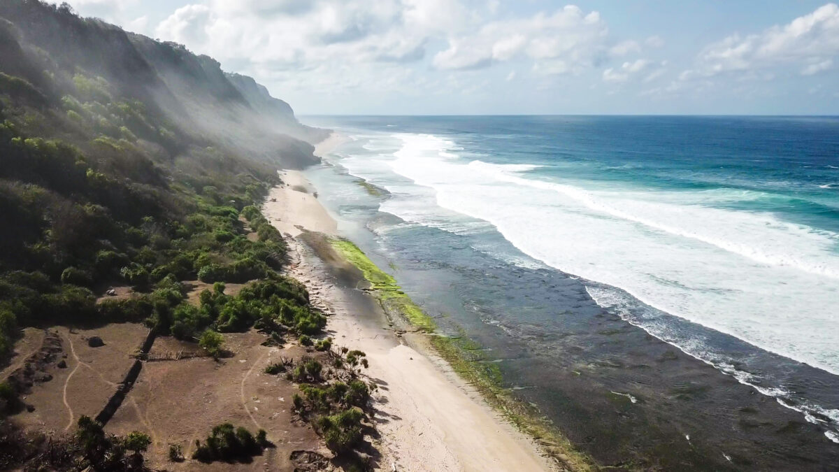 Nyang Nyang Beach, Uluwatu
