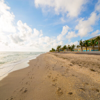 This Under-the-Radar Florida Beach Has Shark Teeth, Dolphins, and Zero Crowds 