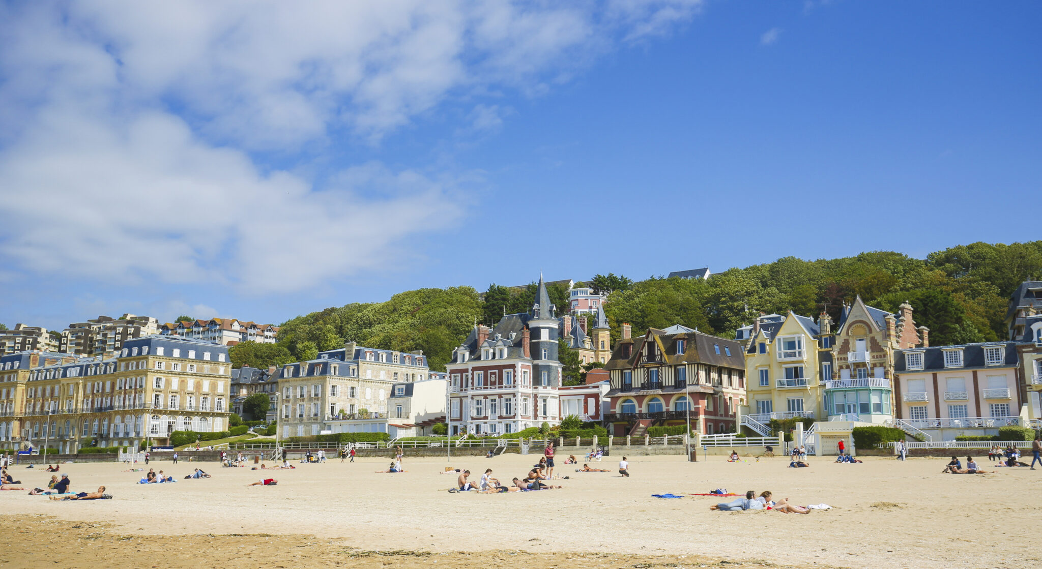 The Best Beach Day Trips from Paris — and How to Get There by Train