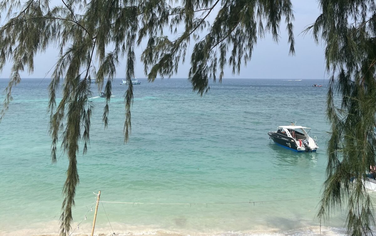 Sairee Beach