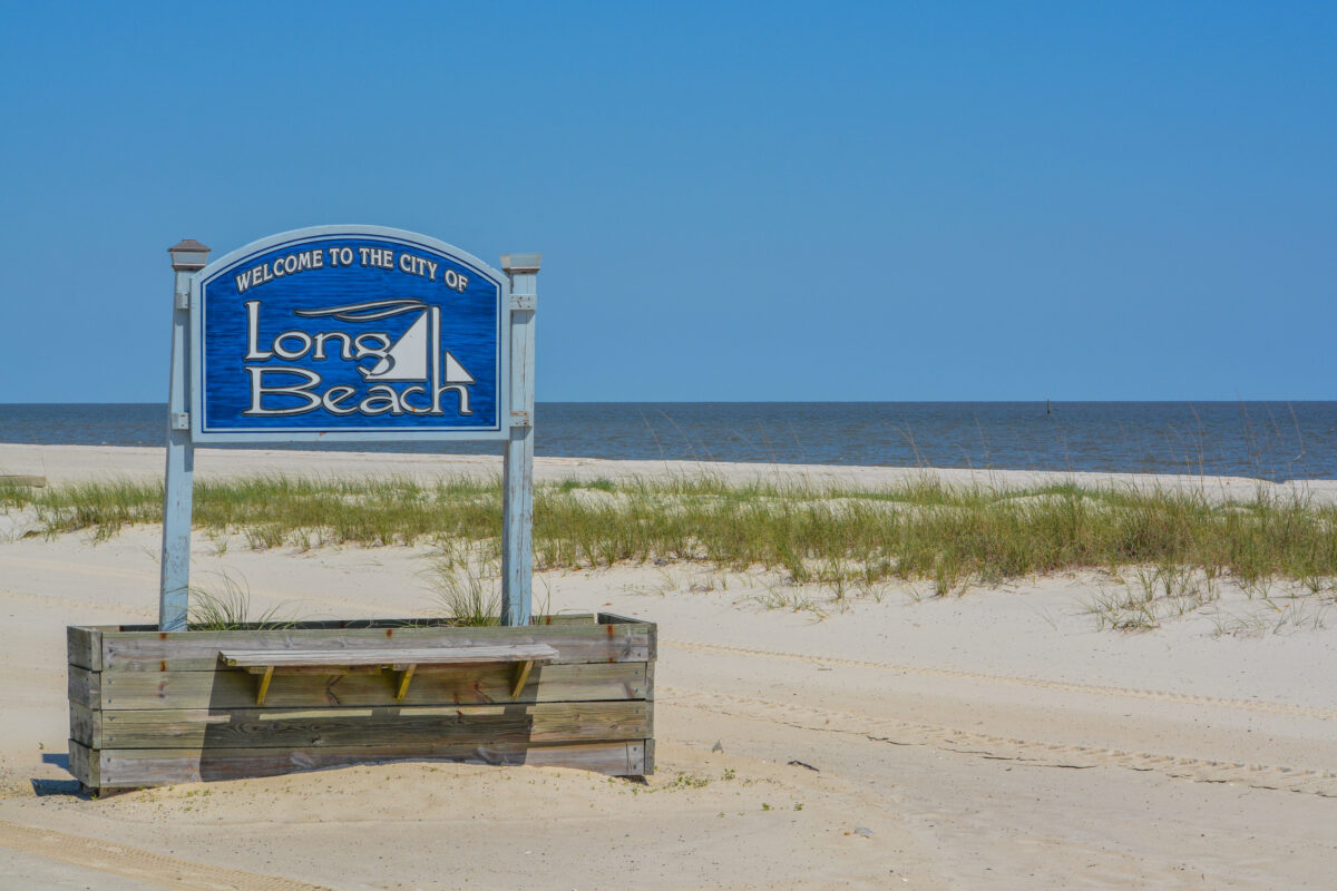 The City of Long Beach Sign on the Mississippi Gulf coast. City of Long Beach, Mississippi