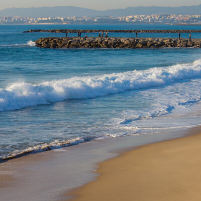 The Complete Guide to Costa da Caparica, Lisbon’s Favorite Beach Escape