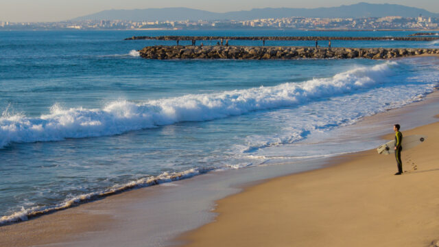 The Complete Guide to Costa da Caparica, Lisbon’s Favorite Beach Escape