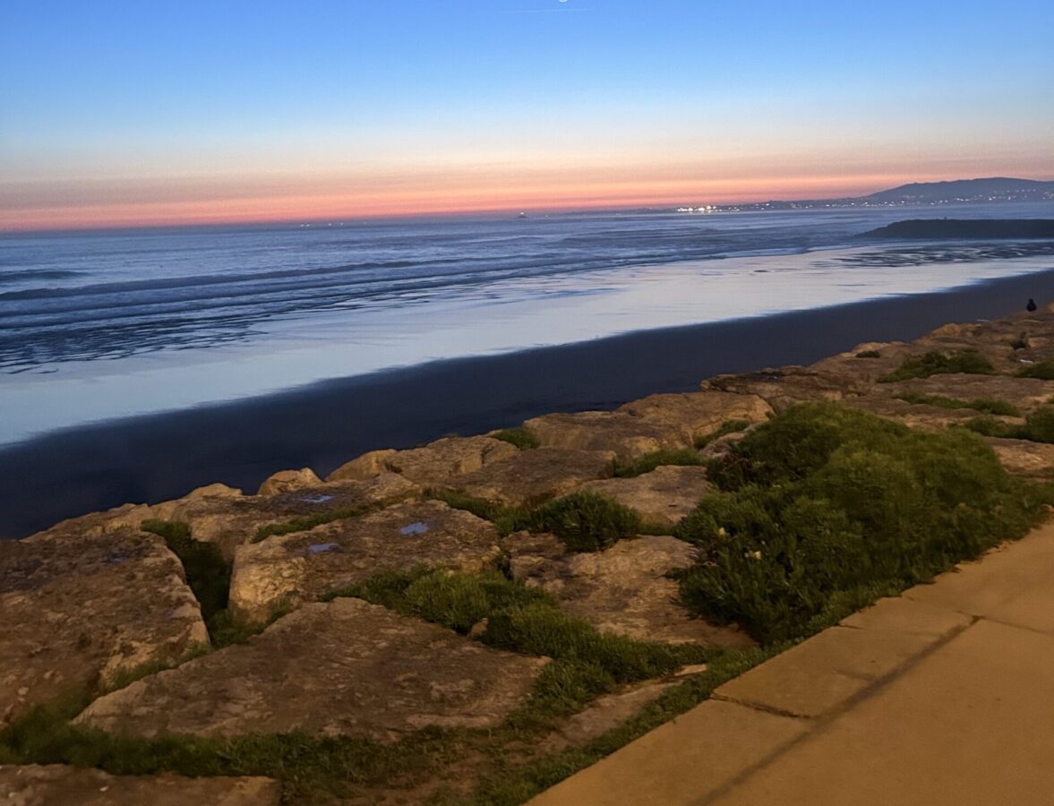 sunset in caparica