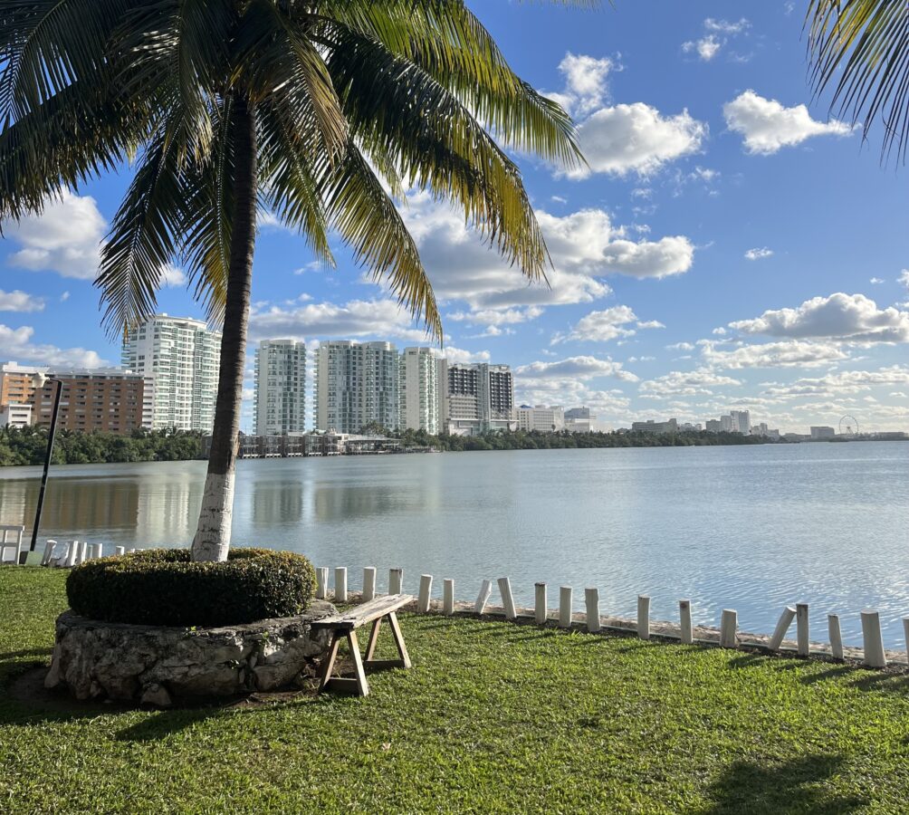 Cancun hotel district