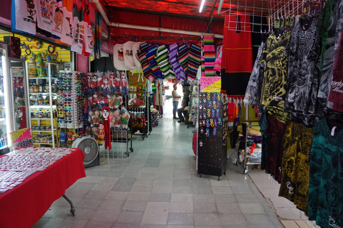 Hand craft market in Cancun mexico