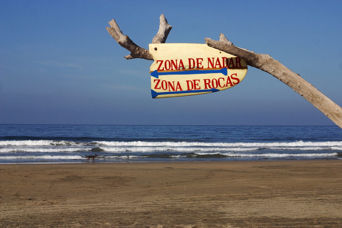 Troncones