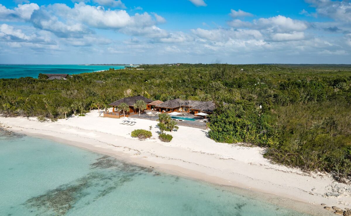 aerial of beachfront villa at COMO Parrot Cay