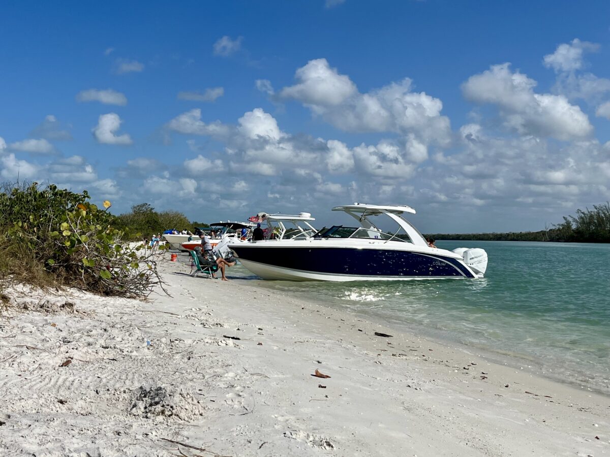Keewaydin Island