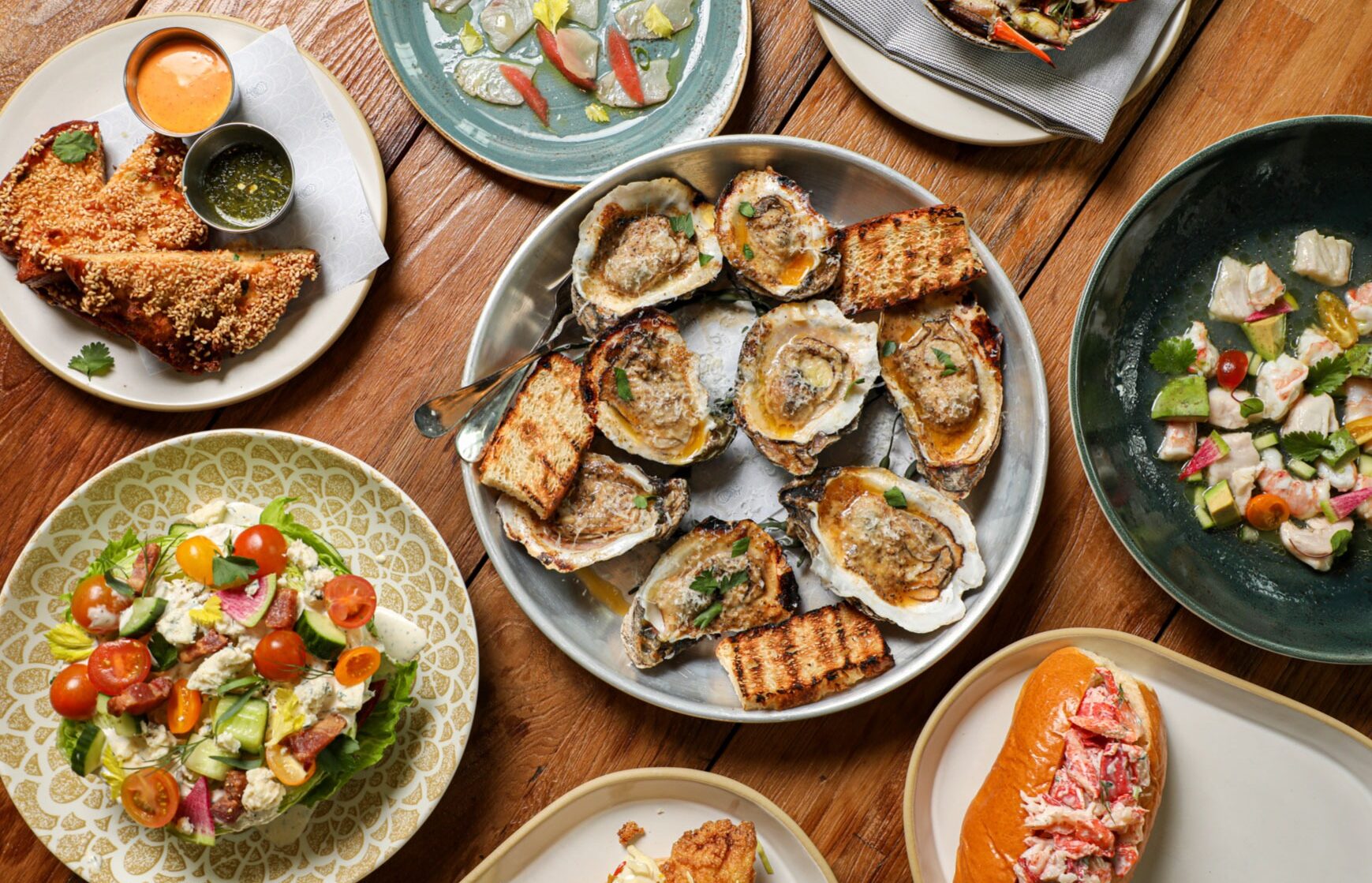 From Grilled Oysters to Po’Boys: What to Eat on a Gulf Coast Beach Vacation
