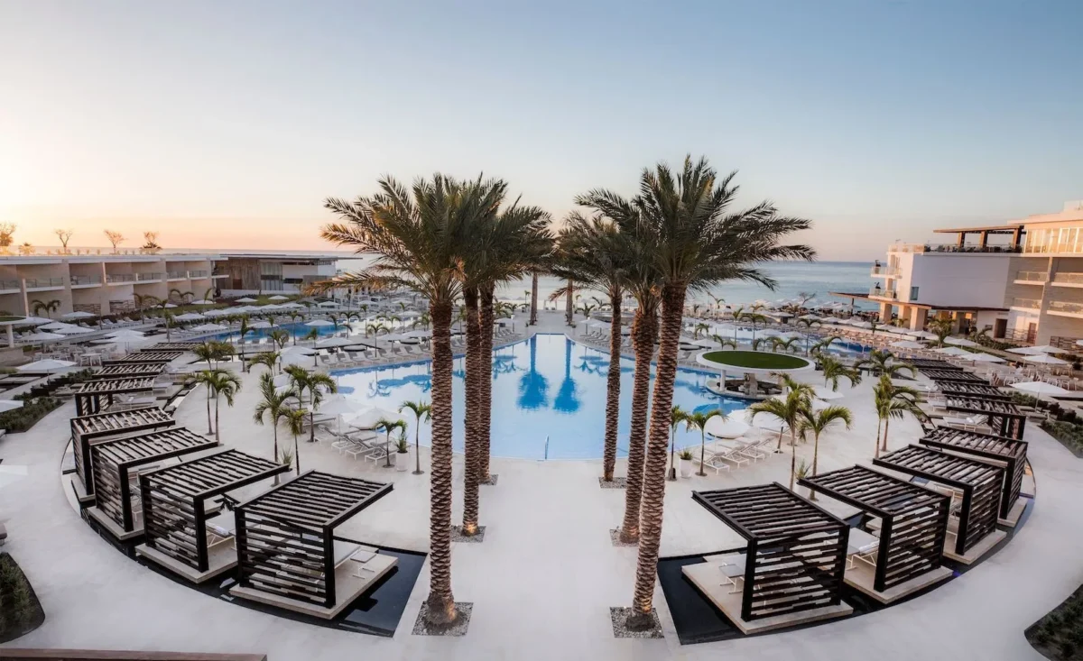 outdoor pool at Le Blanc Spa Resort Los Cabos