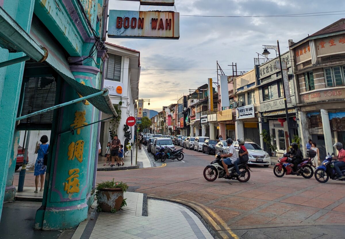 Street-in-Old-Town-of-George-Town