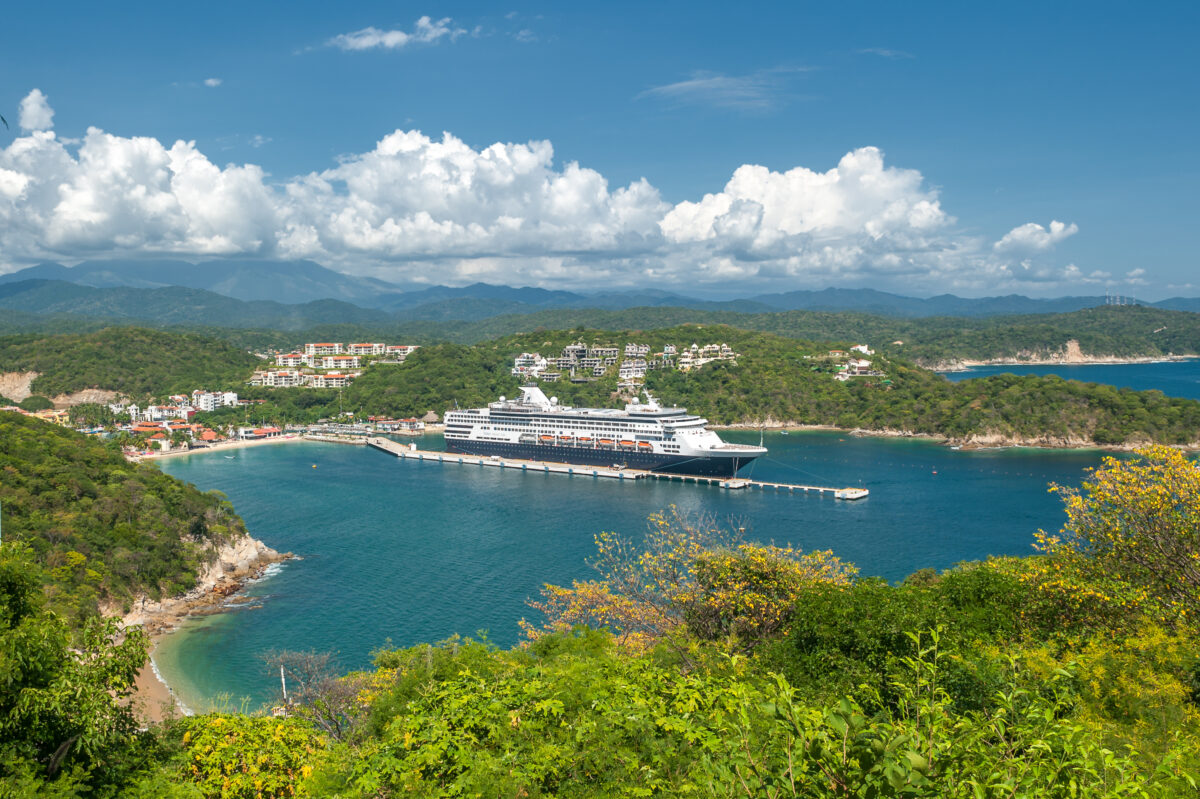 SANTA MARIA HUATULCO, OAXACA, MEXICO