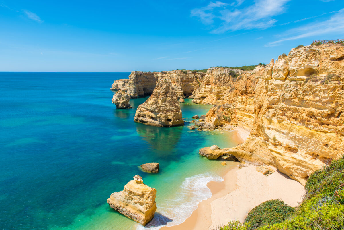 Praia da Marinha, Portugal