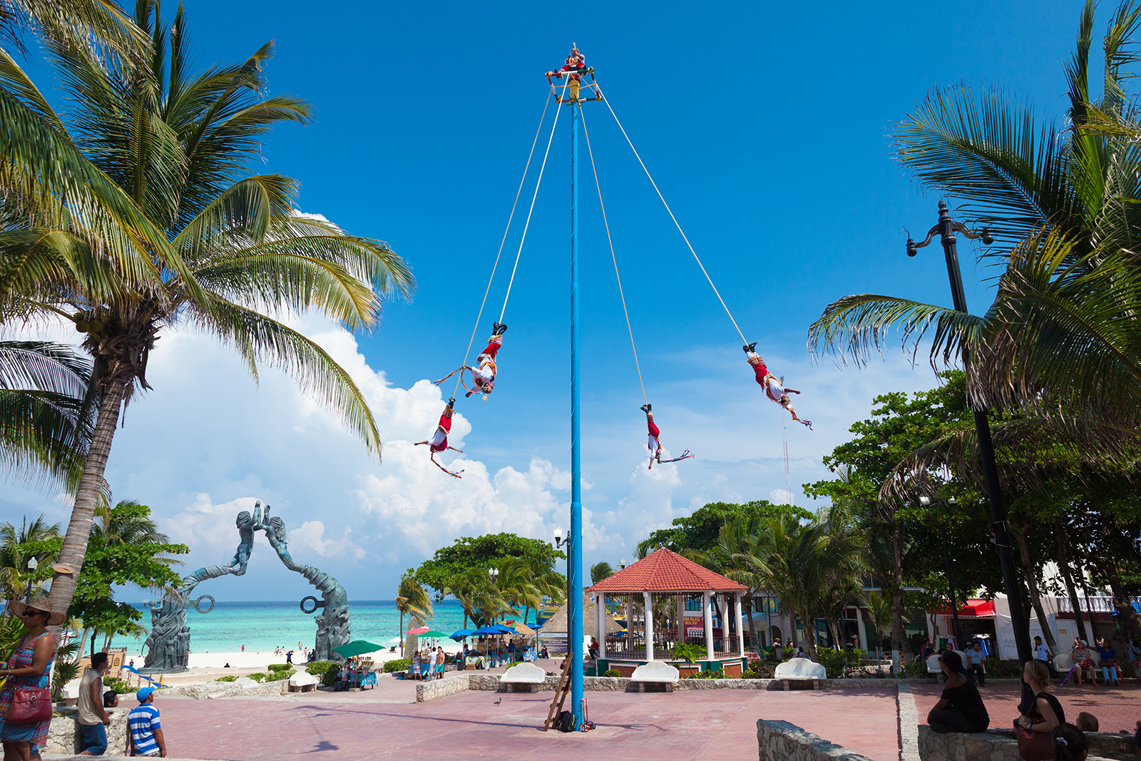 Your Guide to The Top Attractions in Playa Del Carmen